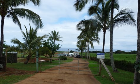Facebook CEO Mark Zuckerberg is dropping multiple quiet title lawsuits filed over ownership of land located within his beachfront estate in Hawaii.